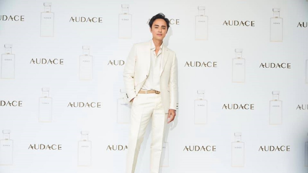 明道工作室2017年宣布跨足高級訂製護膚保養新品牌。(圖/翻攝自AUDACE奧達士蘭花臉書)