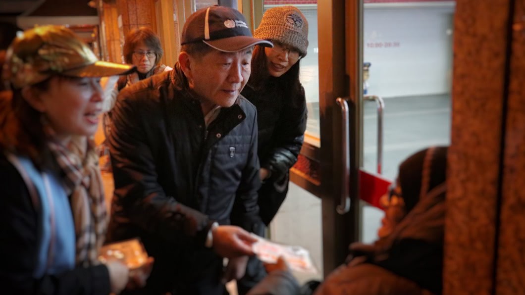 轟陳時中「2個不公道」!他怒批:丟包小孩的是政府