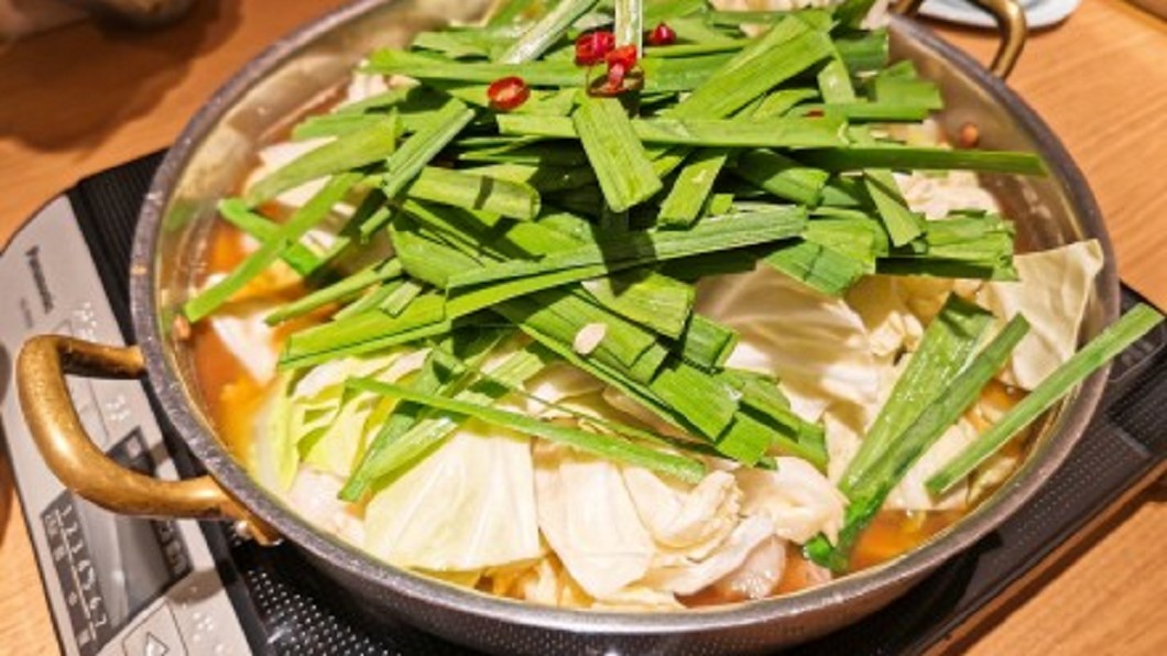 冬天就是要吃鍋 伊勢蝦牛腸鍋口感超奢華