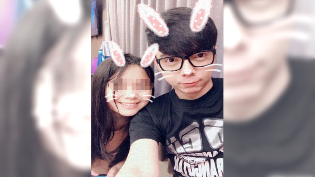 小炳與女兒開心合照。 (圖/翻攝自小炳余俊賢臉書)