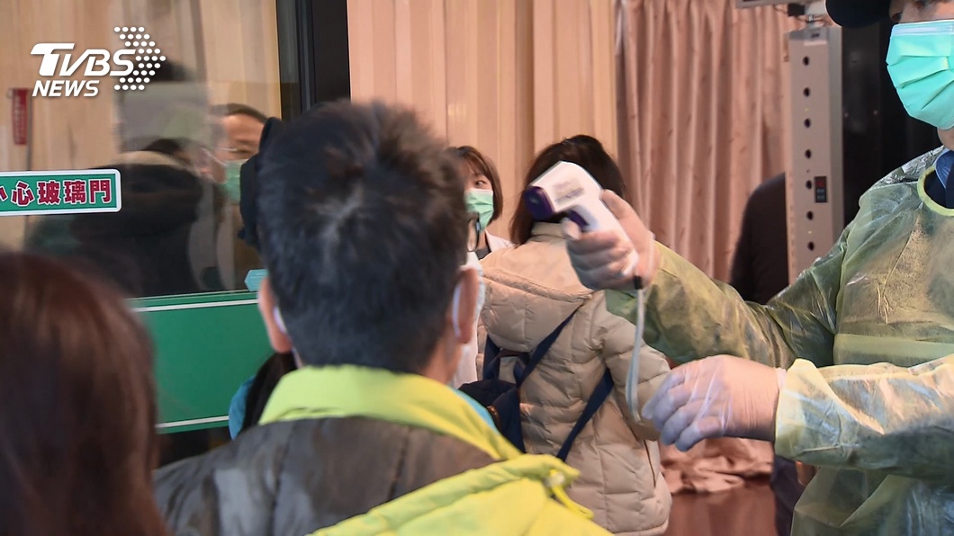 防人力不足限制出國　醫護願配合但盼有補償