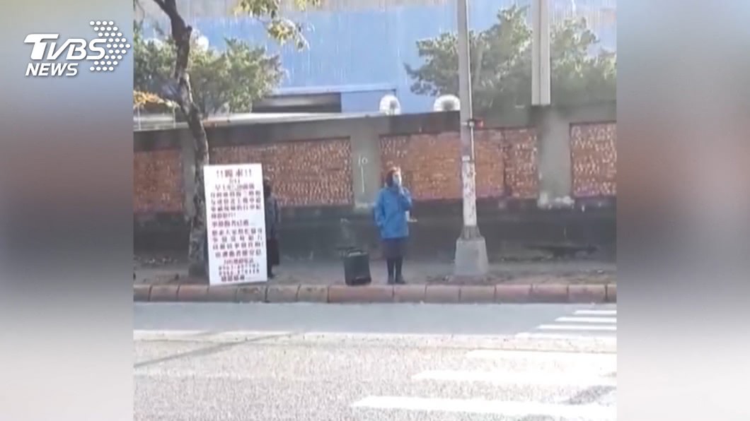 母騎車自摔亡 兩姊妹路口求畫面終獲回應
