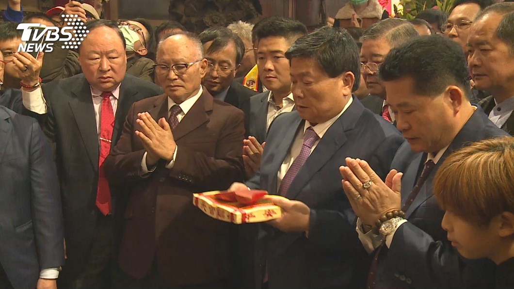 大甲媽祖遶境照舉行 名醫:祈求媽祖顯靈取消停辦