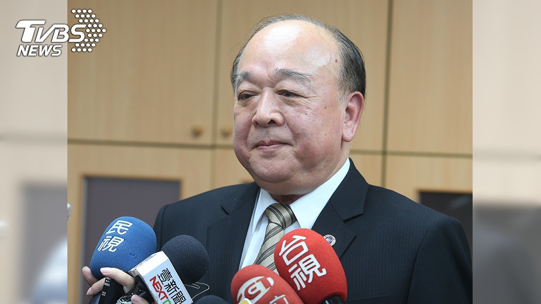 傳臉書粉專剛成立就遭檢舉消失　吳斯懷：那是假的