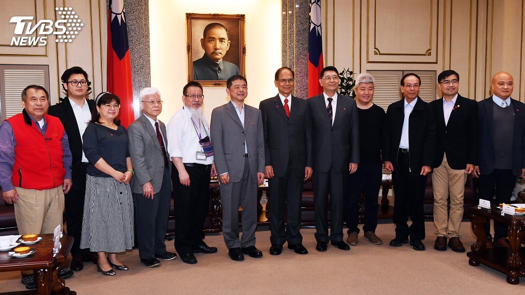 游錫堃:任立法院長秉持議事中立 促各黨團共識