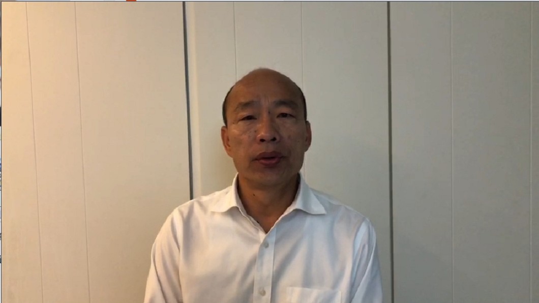 韓國瑜隨後拍影片承認口誤 (圖/高雄市新聞局提供)