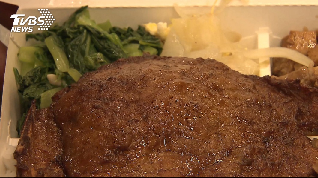 台鐵只排第二?他問「誰是排骨飯霸主」 網友力推這老店