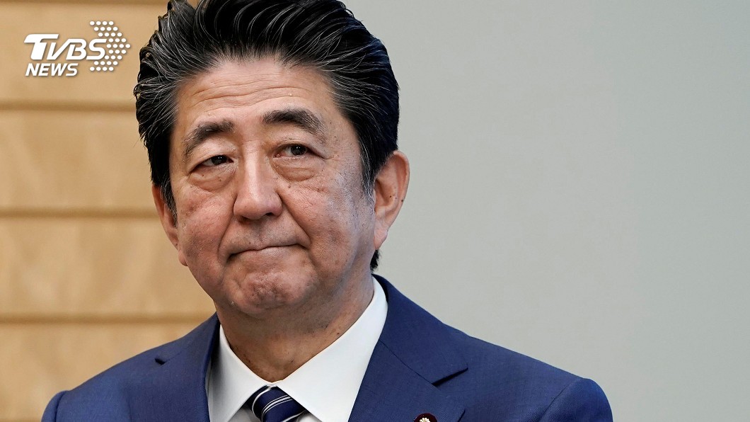 安倍國會備詢「酷酷嗽」 未戴口罩官員嚇壞