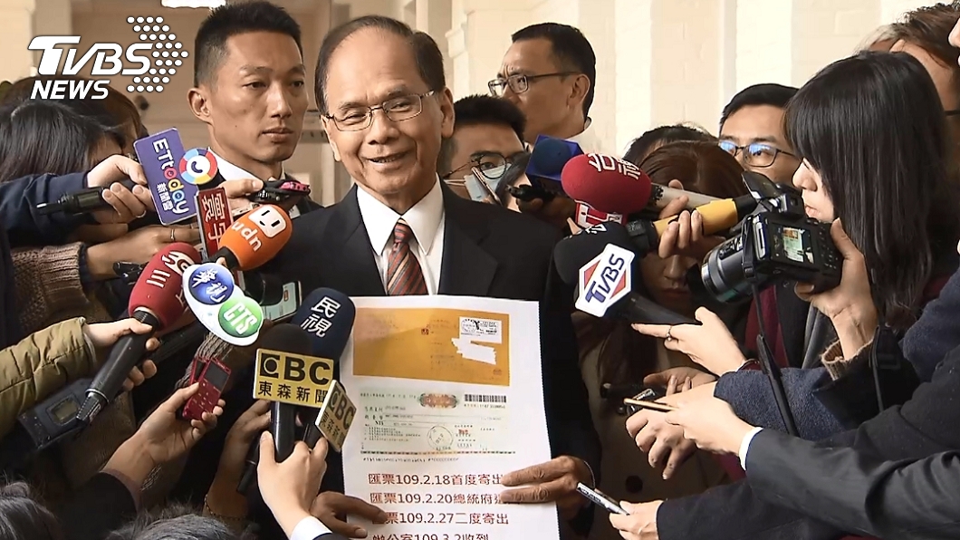 臉書報案引議論 游錫堃坦承不對要改進