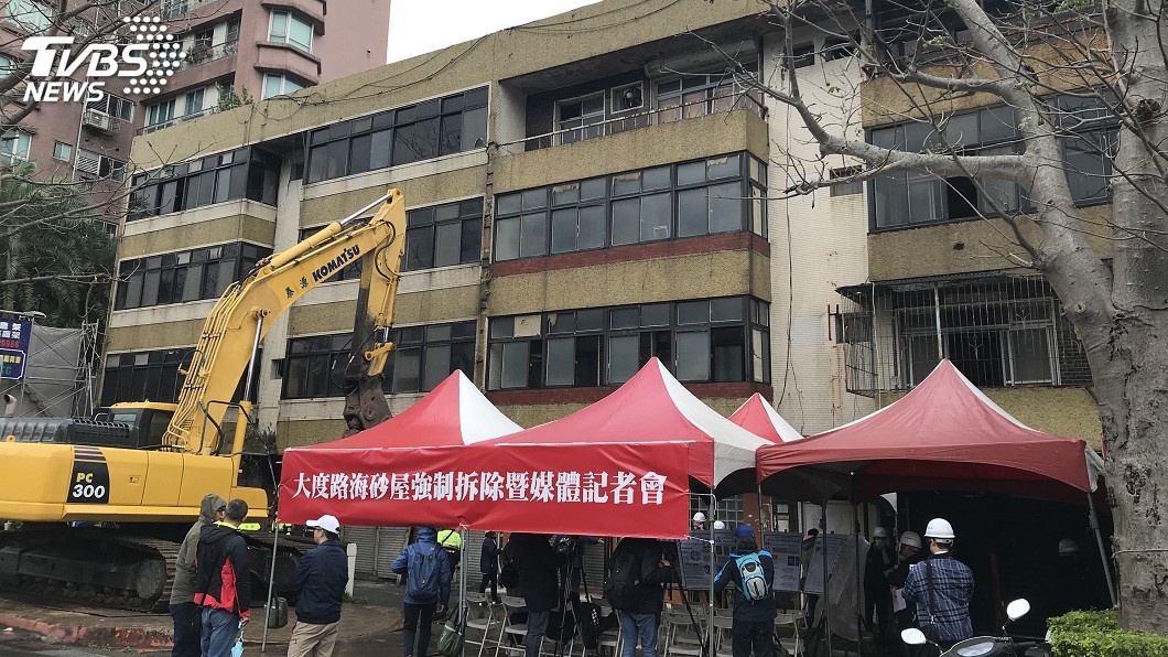 大度路海砂屋住戶整合不易 北市府強拆首例