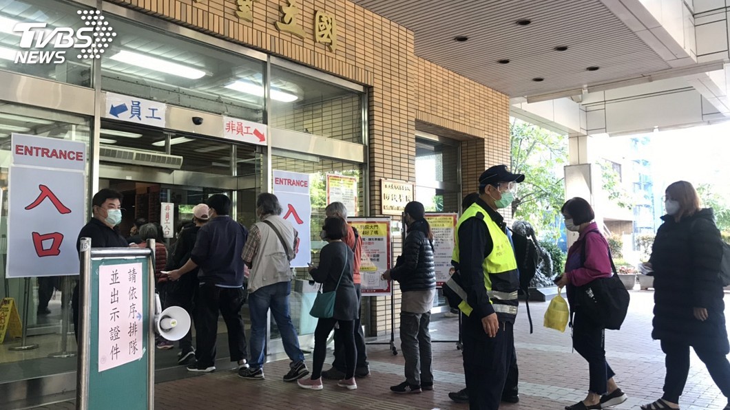 台大醫院防醫護人力消耗 9日起限單一探病時段
