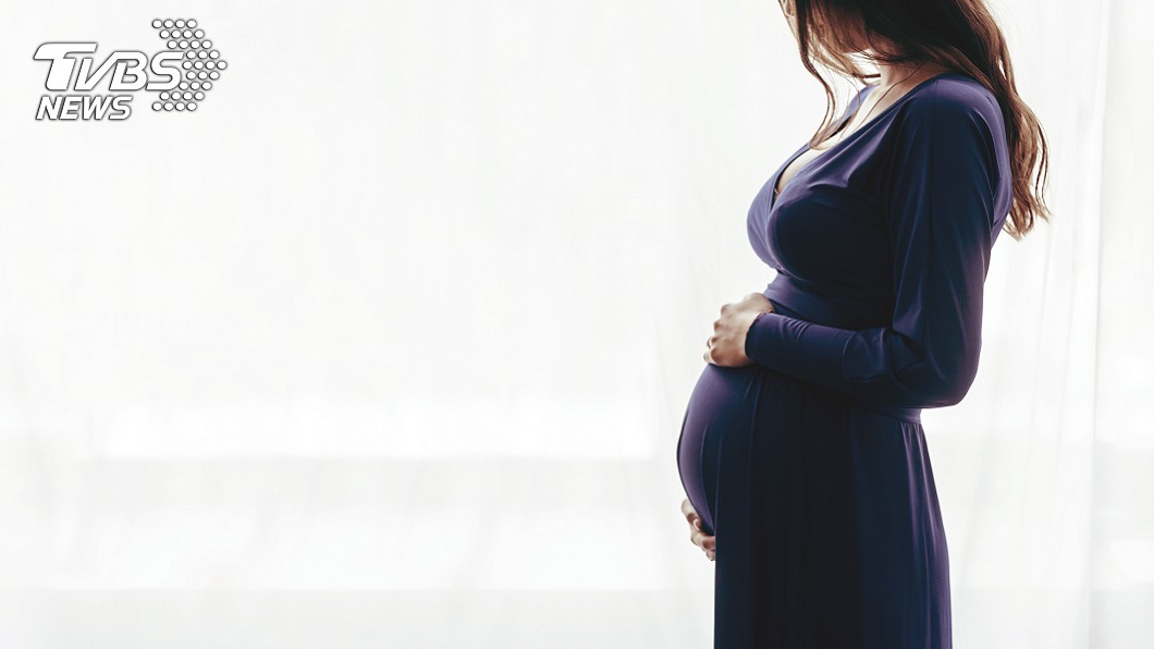寶寶出不來!助產師「大力扯嬰兒」 母面前拉斷頭顱