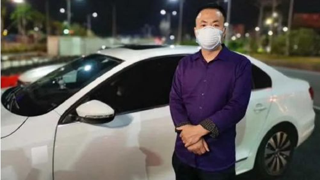 該名人父日前終於和失蹤15年的孩子見面了，感到十分地欣慰。(圖／翻攝自陸網)