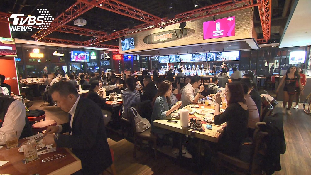 北市場館逐步解封 不聚餐實名制室內不超過50人