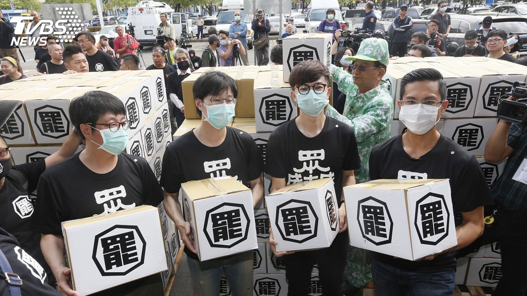 逾40萬份罷韓連署 Wecare:每個里都有勇敢的人