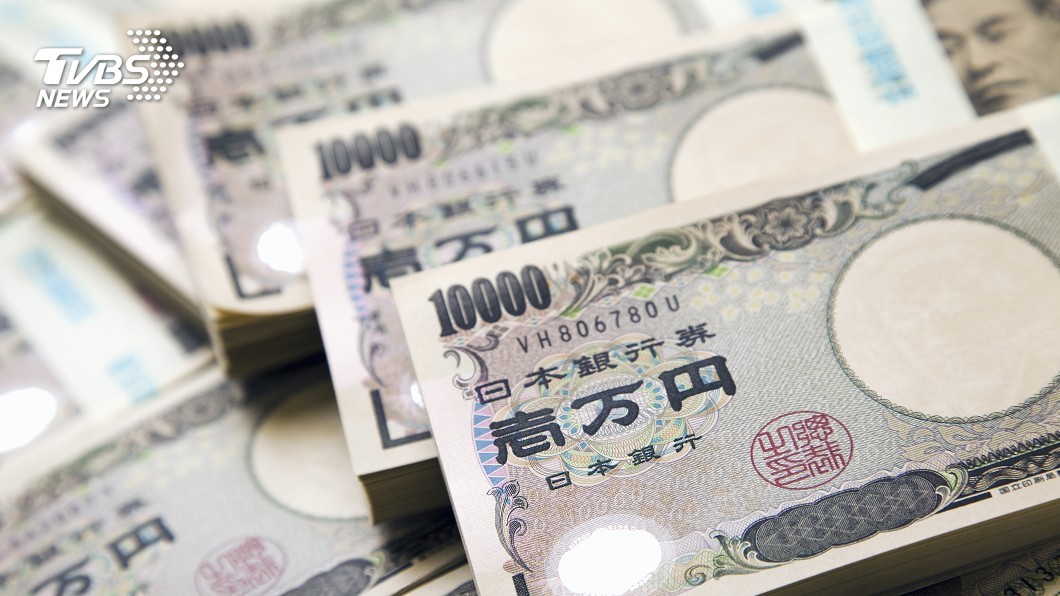 疫情恐蒸發4.7兆　安倍發錢救經濟1人2.4萬
