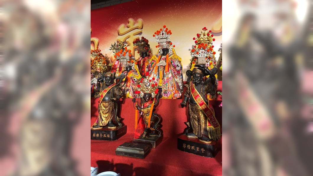 不坐神轎！「百尊神明搭遊覽車」北上祈福　背後原因曝光