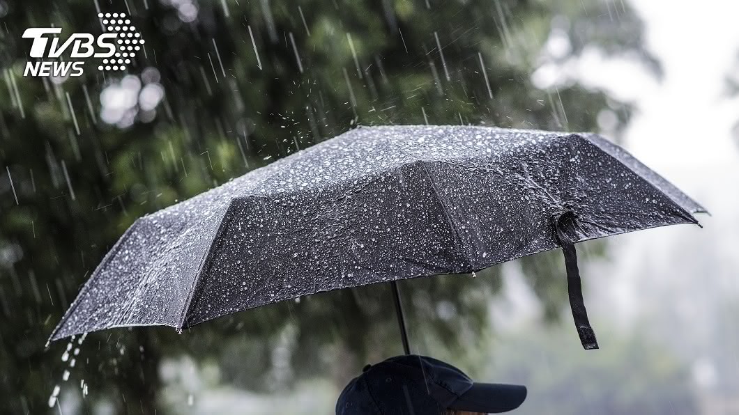 對流雲系旺盛 中南部、花東8縣市大雨特報