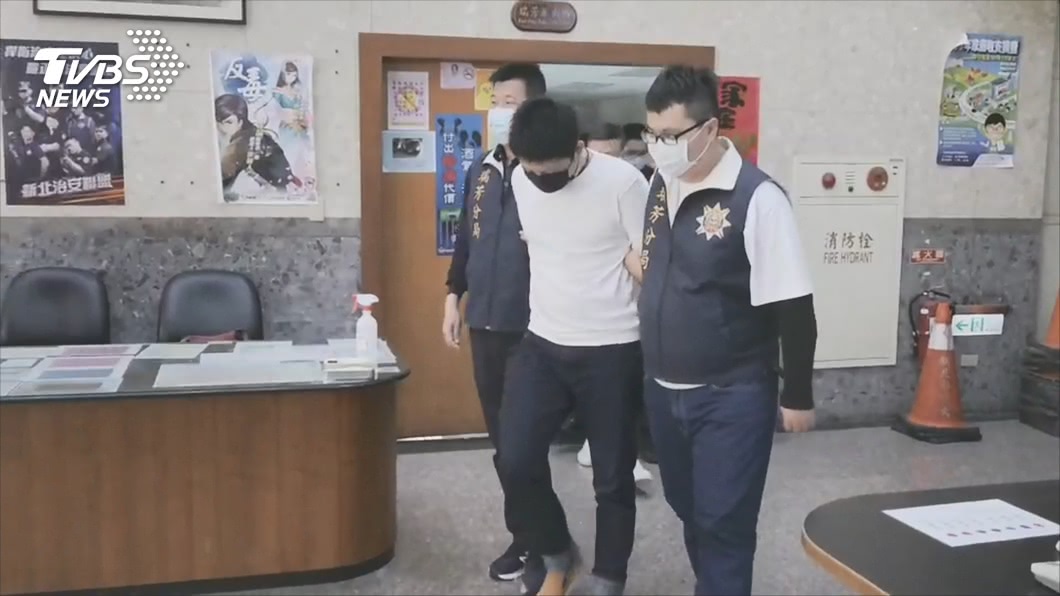 吵什麼？債務糾紛持刀鬥毆　警對空鳴槍