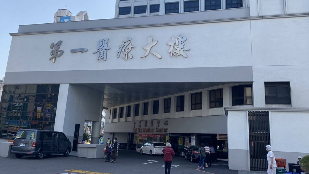 奇美醫院加強防疫 限制入境14天內民眾進入