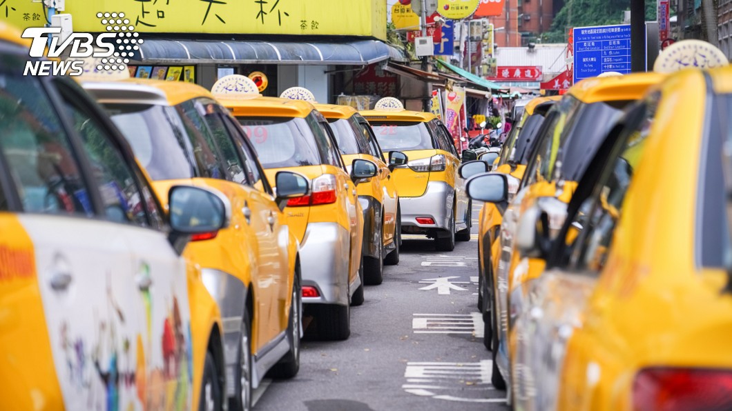 搭計程車免驚!醫師揭「防疫關鍵」:先決定要用哪隻手
