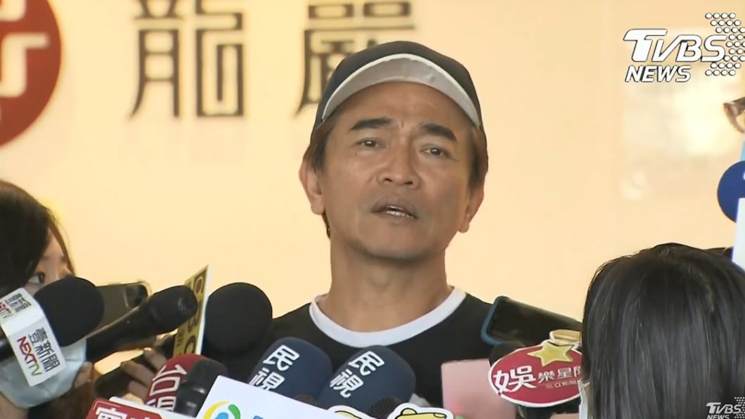 憲哥表示願意資助霓霓未來的學費。(圖/TVBS)