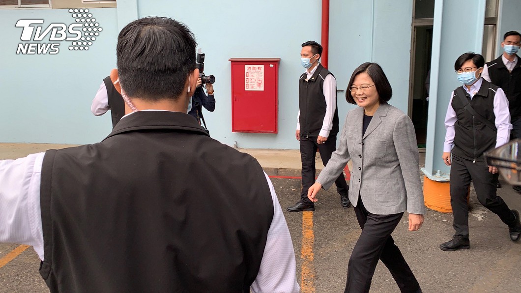 口罩挑戰日產2千萬片　總統：國家隊表現可圈可點