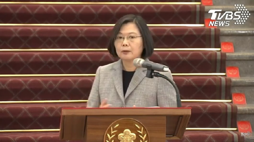 蔡豪捐1千萬片口罩 議員:台灣人排隊買外國人免費拿?