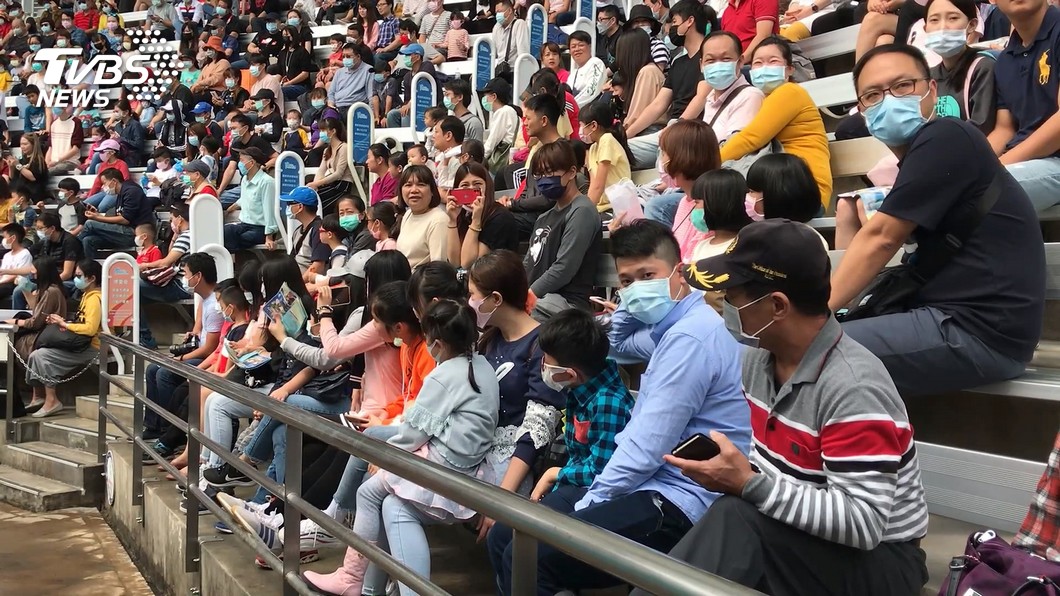役男連假遊宜蘭後「喉嚨癢」 急診醫:何必呢