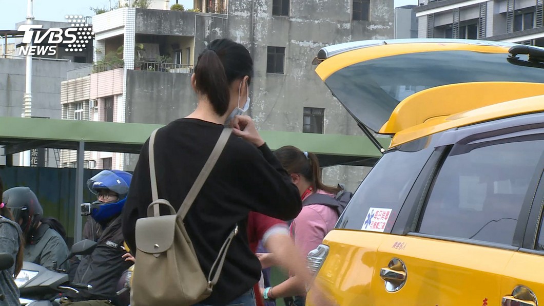 社交禁令加入計程車！　搭小黃強制戴口罩