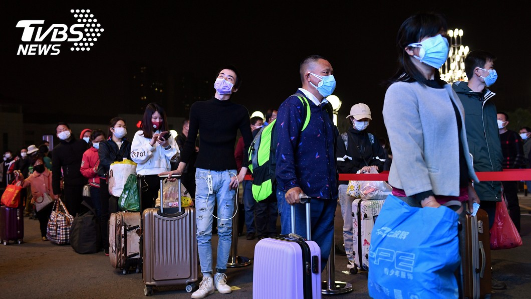 武漢凌晨解封 數萬人怕再封城:趁今晚趕緊走