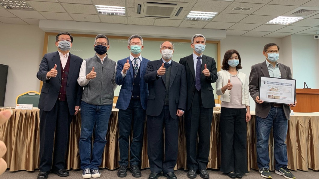 15分鐘抓出病毒! 國衛院研發快篩試劑多國尋求技轉