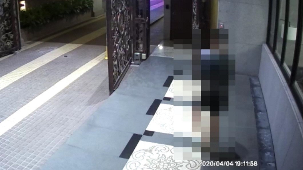 檢疫男下樓拿外賣恐挨罰　陳時中：有爭議待討論
