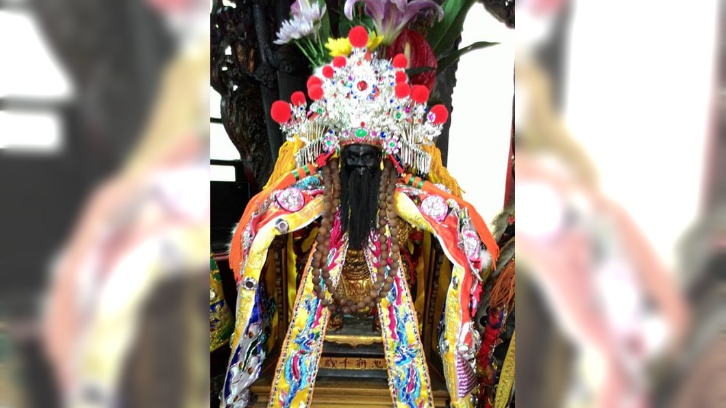 失業男稱神明「會害我」　偷3尊神像丟棄路旁垃圾堆