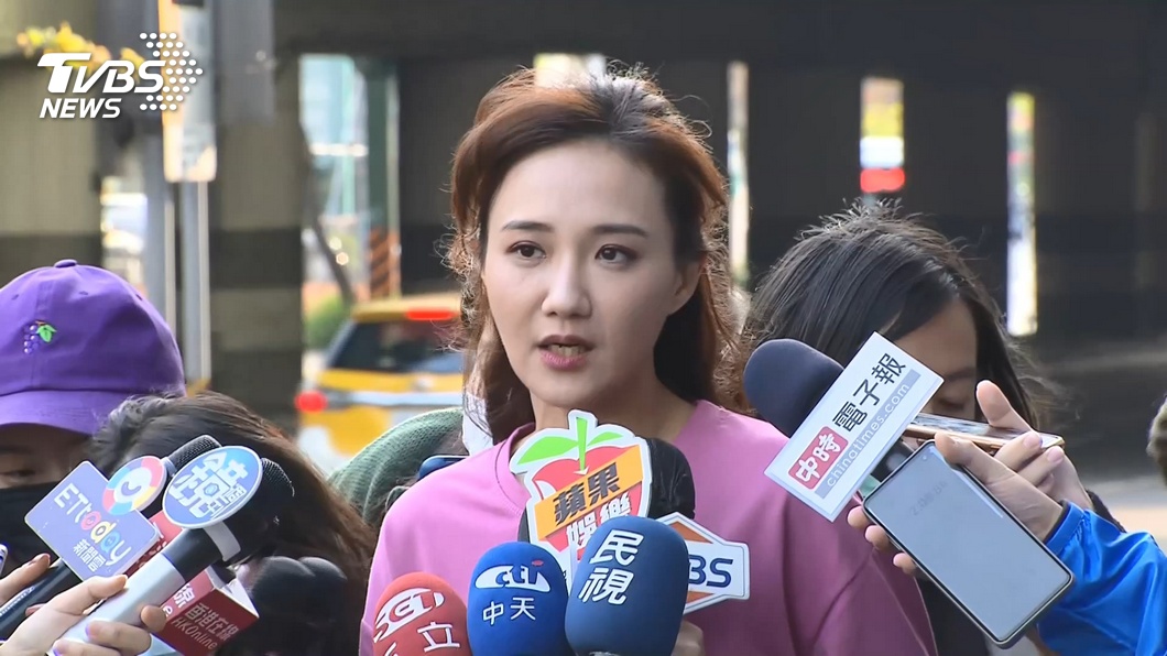 卸下妻子身份!何妤玟:社會對女生有太多期待