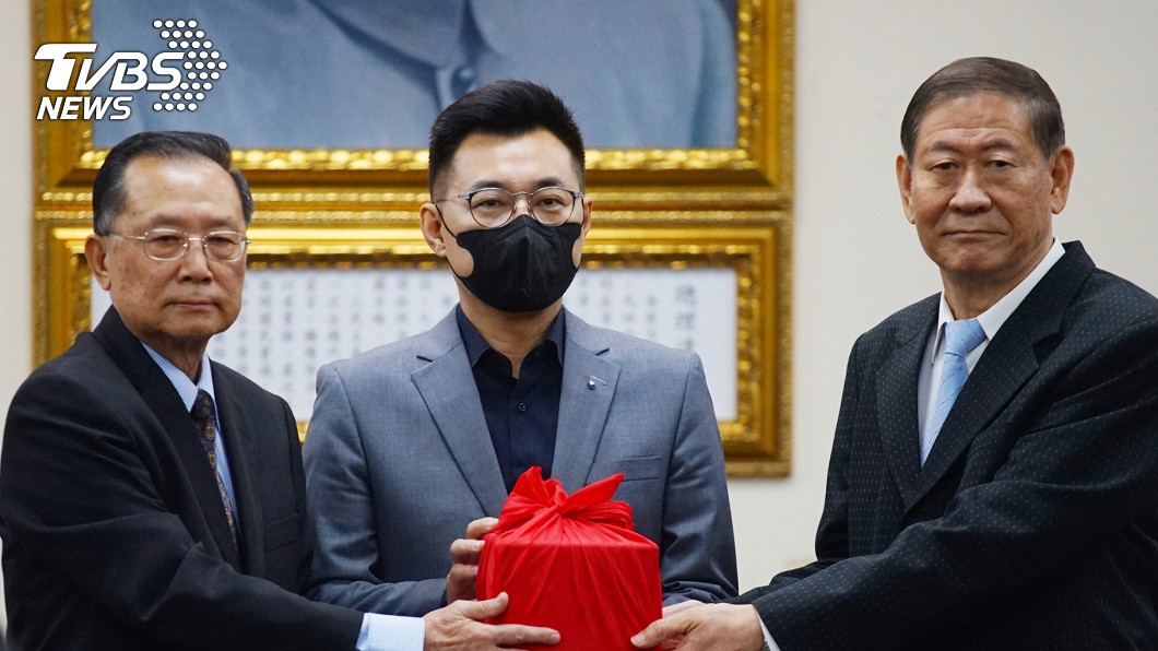 黃復興黨部主委交接 臧幼俠:努力做到青壯化