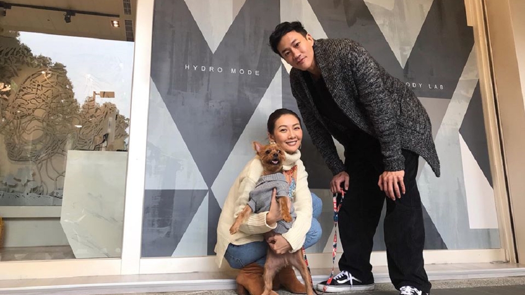 男星何潤東投資2千萬經營的SPA館不敵疫情將歇業。(圖/翻攝自何潤東臉書)