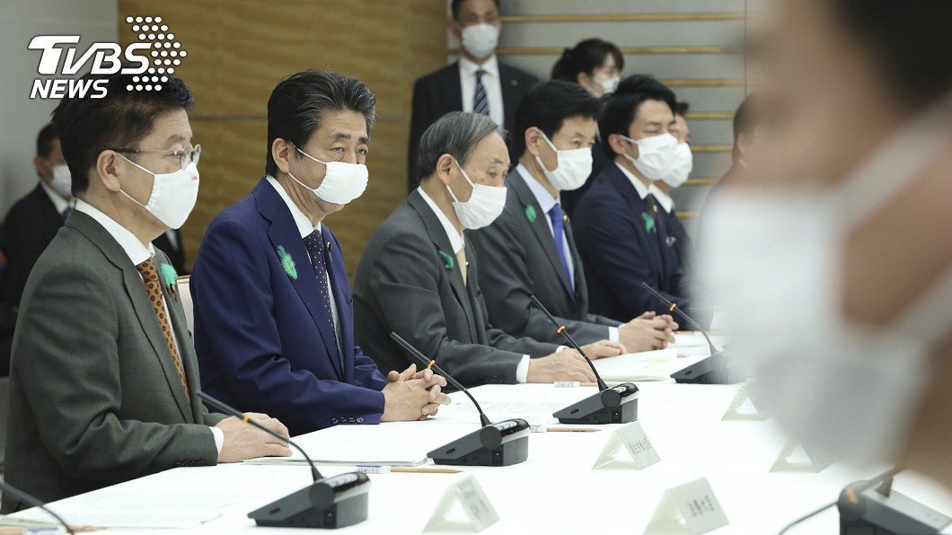 日全國進入緊急狀態 安倍擬每人發10萬日圓