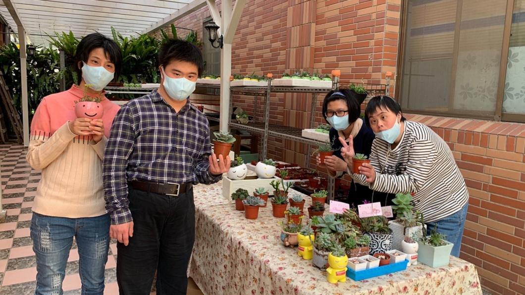 求幫助!疫情衝擊憨兒義賣品慘滯銷:怎麼沒人買?