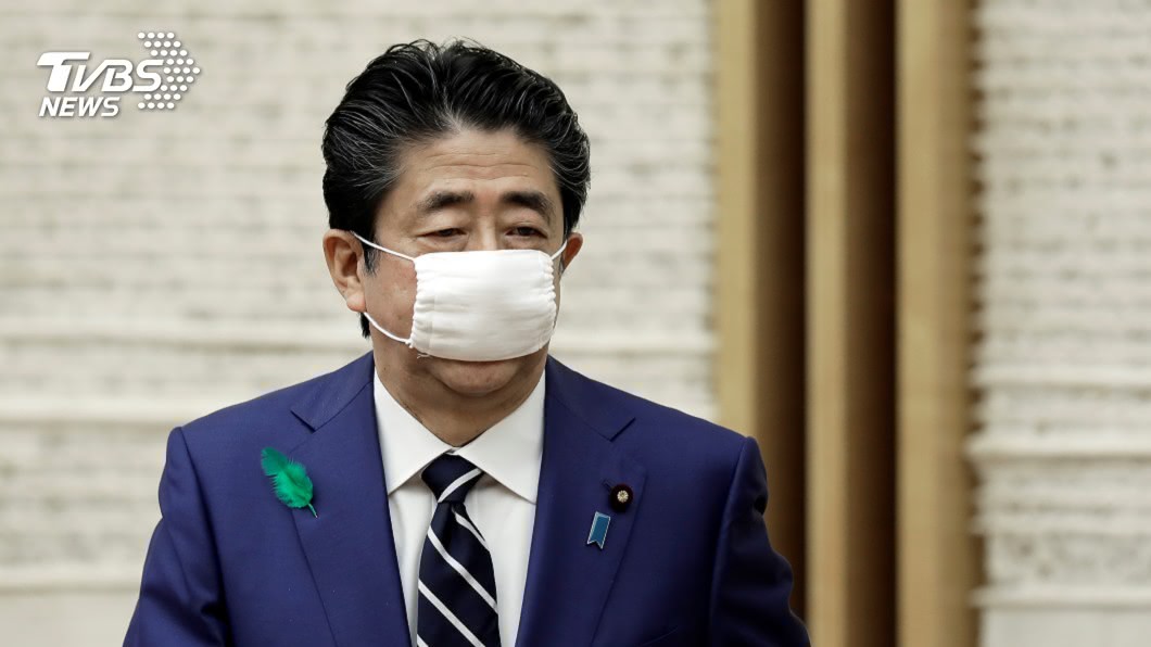 太小!太少! 日本「安倍的口罩」獲惡評