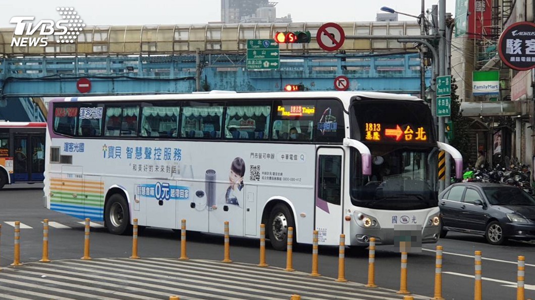 載染疫士兵返基隆 國光客運司機隔離全車消毒