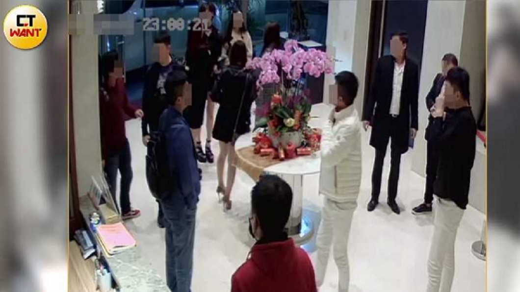 住戶投訴，會館每週起碼3晚有活動，一次都有20至30個人到場。(圖／CTWANT授權使用)