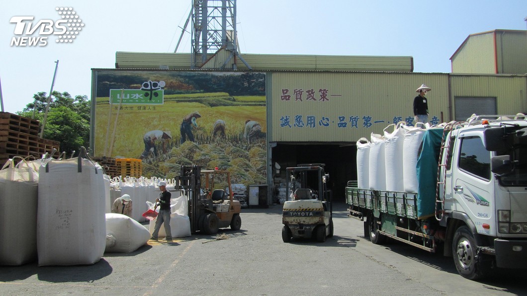 泉順公司涉混摻不同種米詐財餐飲業 一審判無罪