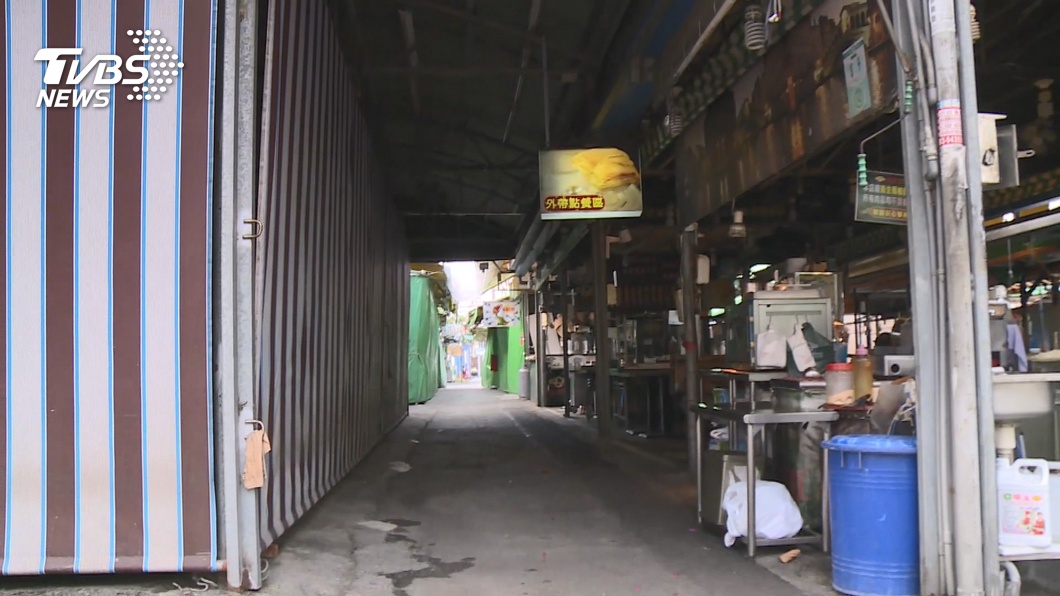 染疫官兵足跡害慘生意 瑞豐夜市攤商疾呼救市