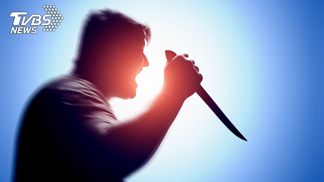 不滿「午睡被吵」他竟割喉弒兄 父母急掩飾:是摔死