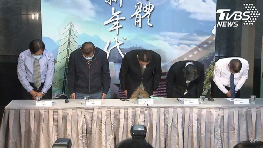 錢櫃董事鞠躬道歉！全台門市停業一週　賠償罹難家屬百萬