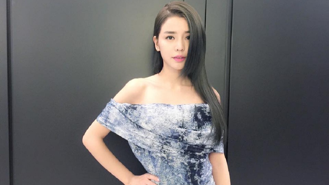 現在卻有媒體推算,其實周揚青也是第三者,她應該向李毓芬道歉。(圖/翻攝自李毓芬臉書)
