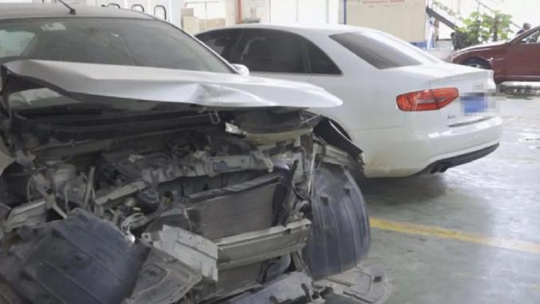 狂!追撞日產轎車 奧迪車主當場轉帳:你這車我買了