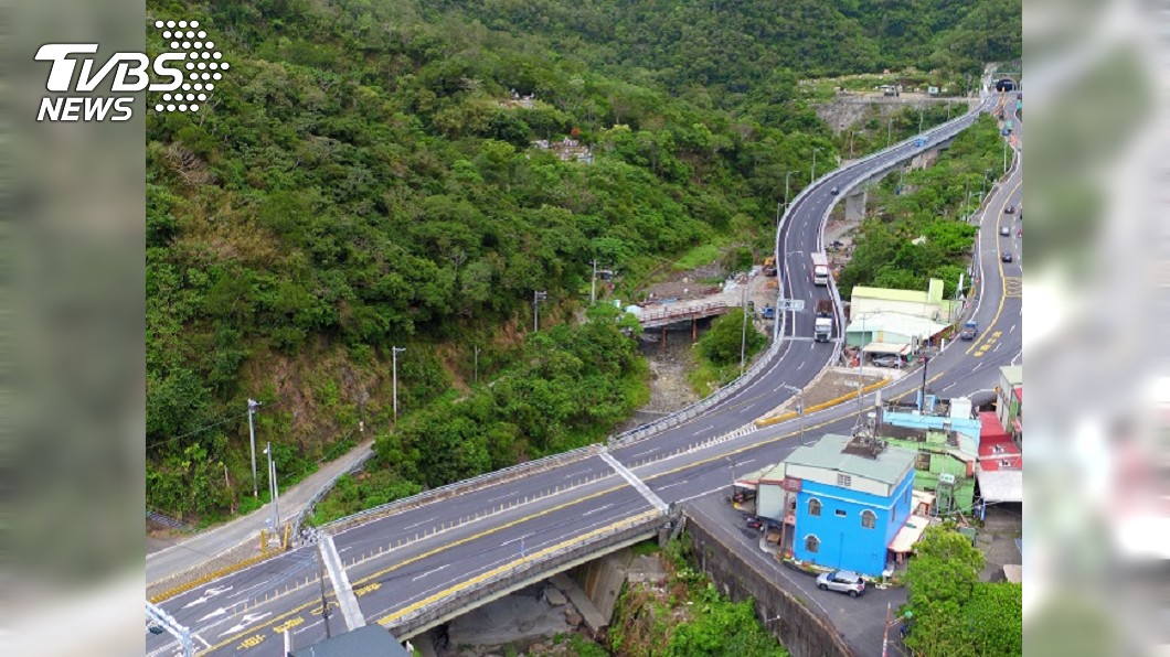 南迴改屏東段施工 草埔路段封閉部分車道