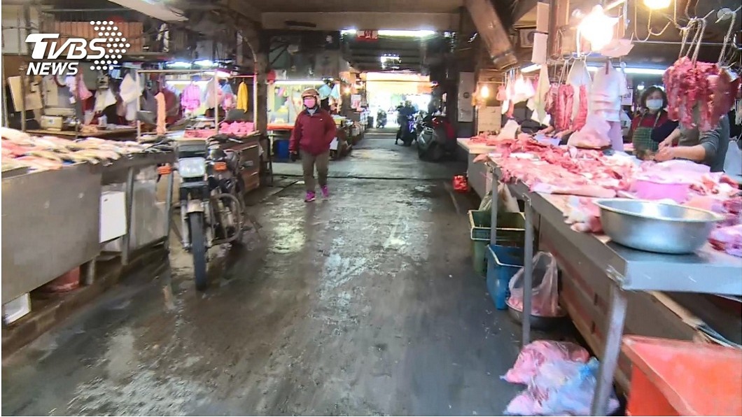 雞腿1隻300元!人妻猶豫…肉攤老闆嗆:買不起別吃